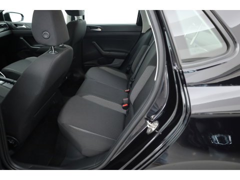 Volkswagen Polo 1.0 TSI Life Business | Orgi. NL | Rijklaar! | Apple CarPlay | Adapt. Cruise | Stoelverw. | PDC | Navi
