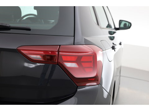 Volkswagen Polo 1.0 TSI Life Business | Orgi. NL | Rijklaar! | Apple CarPlay | Adapt. Cruise | Stoelverw. | PDC | Navi