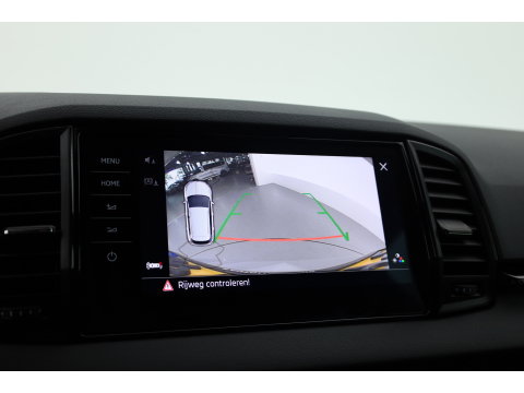 Škoda Karoq 1.5 TSI ACT Sportline | Leder | Elek. Trekhaak | Standkachel | 19'' | Camera | 4x Stoel- Stuurverw. | Apple CarPlay | Digi. Cockpit