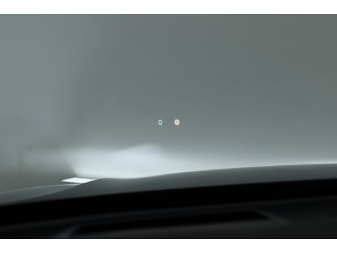 Volvo XC60 2.0 T8 Plug-in hybrid AWD Ultimate Dark | Pano | Trekhaak | HUD | Pilot Assist | Bliss | Leder | H&K | 360cam | Stoel- Stuurverw.