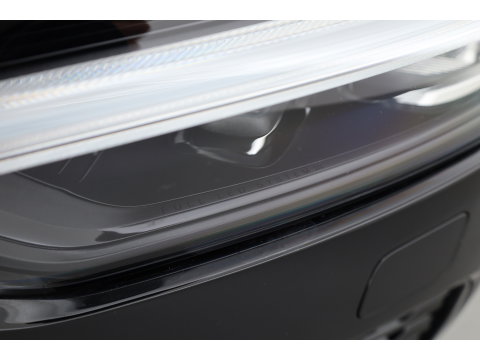 Volvo XC60 2.0 T8 Plug-in hybrid AWD Ultimate Dark | Pano | Trekhaak | HUD | Pilot Assist | Bliss | Leder | H&K | 360cam | Stoel- Stuurverw.