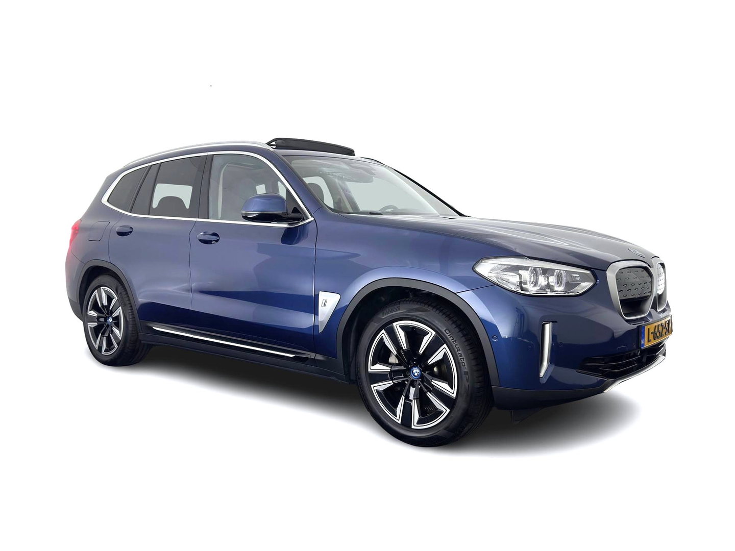 BMW iX3 Executive 80 kWh [3-Fase-11kW] {SoH-99%} (INCL.BTW) Aut. *PANO | LEATHER | ADAPTIVE-CRUISE | FULL-LED | MEMORY-PACK | BLIND-SPOT | DIGI-COCKPIT | HEATED-COMFORTSEATS | CAMERA | DAB+ | NAVI-FULLMAP | TOWBAR | 19''ALU*