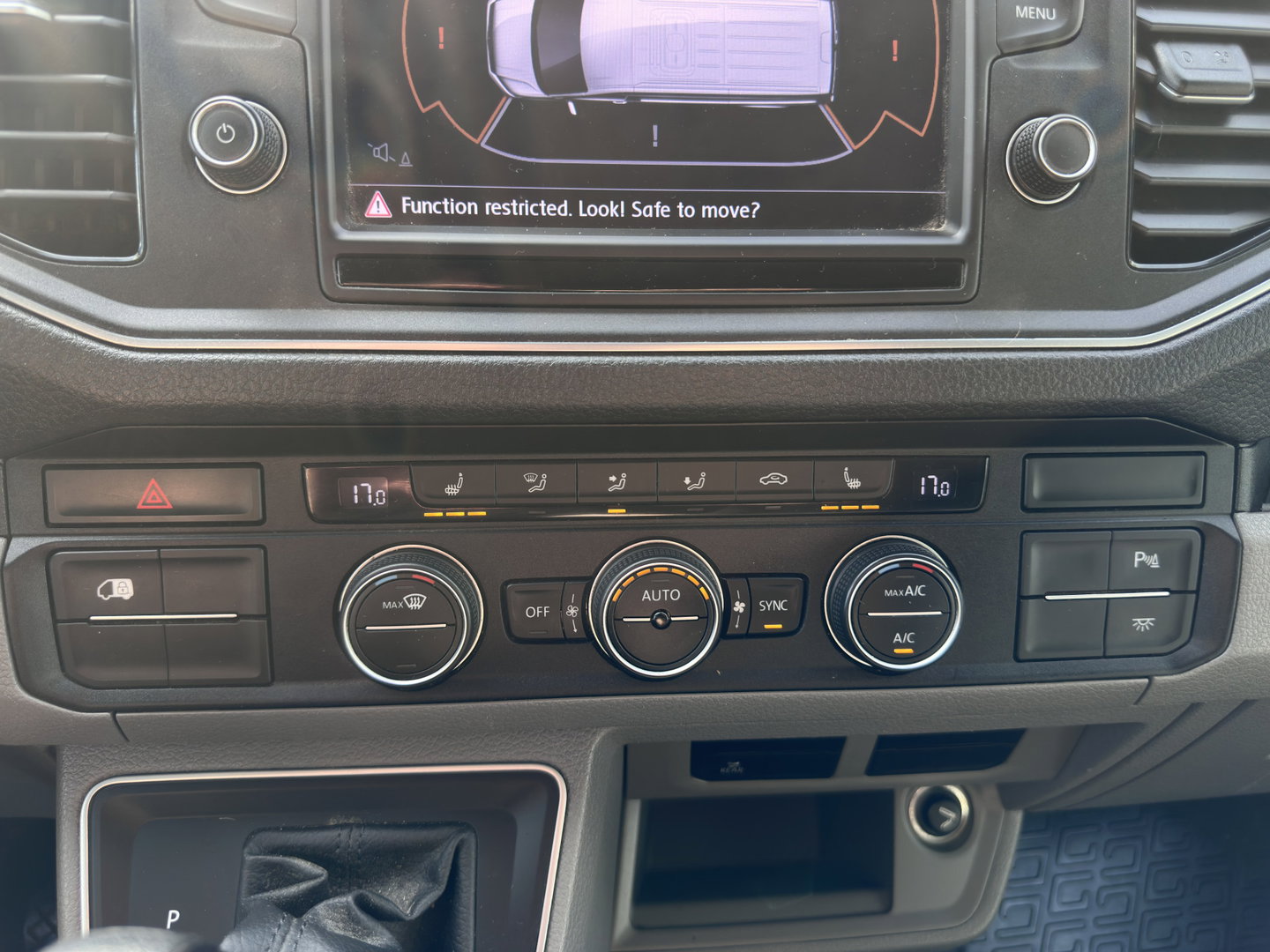 MAN eTGE Basis 36 kWh L3 H3 (2-Fase) {SoH-88%} Aut. *HEATPUMP | NAVI-FULLMAP | AIRCO | CRUISE | CAMERA | HEATED-ERGO-SEATS | PDC | DAB | WIFI | FULL-LED | 3-PERS |  CCS-FASTLOADER*