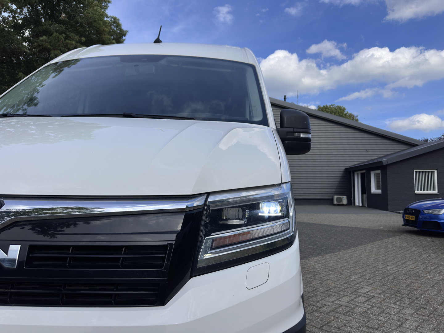 MAN eTGE Basis 36 kWh L3 H3 (2-Fase) {SoH-88%} Aut. *HEATPUMP | NAVI-FULLMAP | AIRCO | CRUISE | CAMERA | HEATED-ERGO-SEATS | PDC | DAB | WIFI | FULL-LED | 3-PERS |  CCS-FASTLOADER*