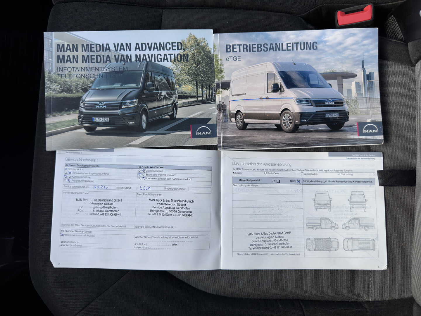 MAN eTGE Basis 36 kWh L3 H3 (2-Fase) {SoH-88%} Aut. *HEATPUMP | NAVI-FULLMAP | AIRCO | CRUISE | CAMERA | HEATED-ERGO-SEATS | PDC | DAB | WIFI | FULL-LED | 3-PERS |  CCS-FASTLOADER*