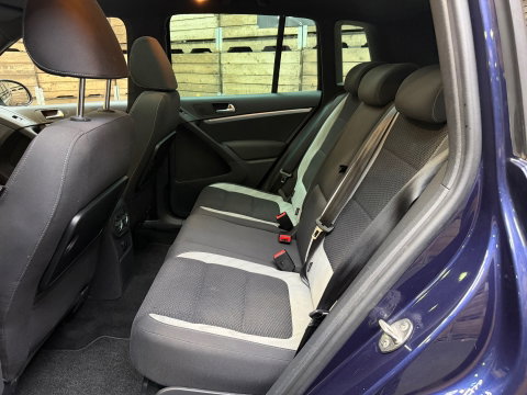 Volkswagen Tiguan 1.4 TSI R-Line Edition, Pano, Cruise, Trekh, 19"LM