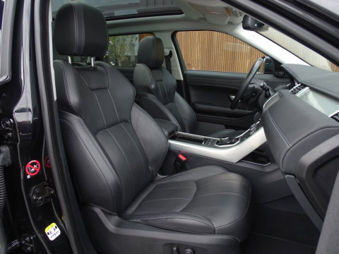 Land Rover Range Rover Evoque 2.0 240PK automaat / SE Dynamic / 2017