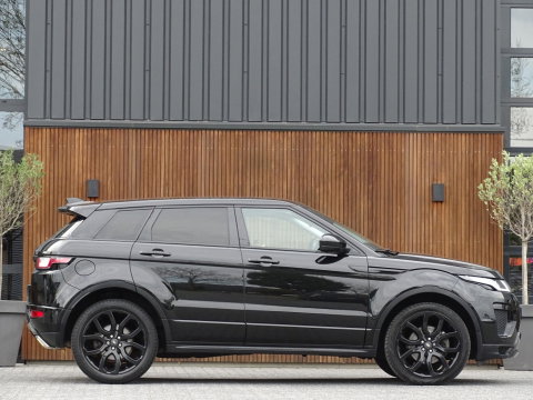 Land Rover Range Rover Evoque 2.0 240PK automaat / SE Dynamic / 2017