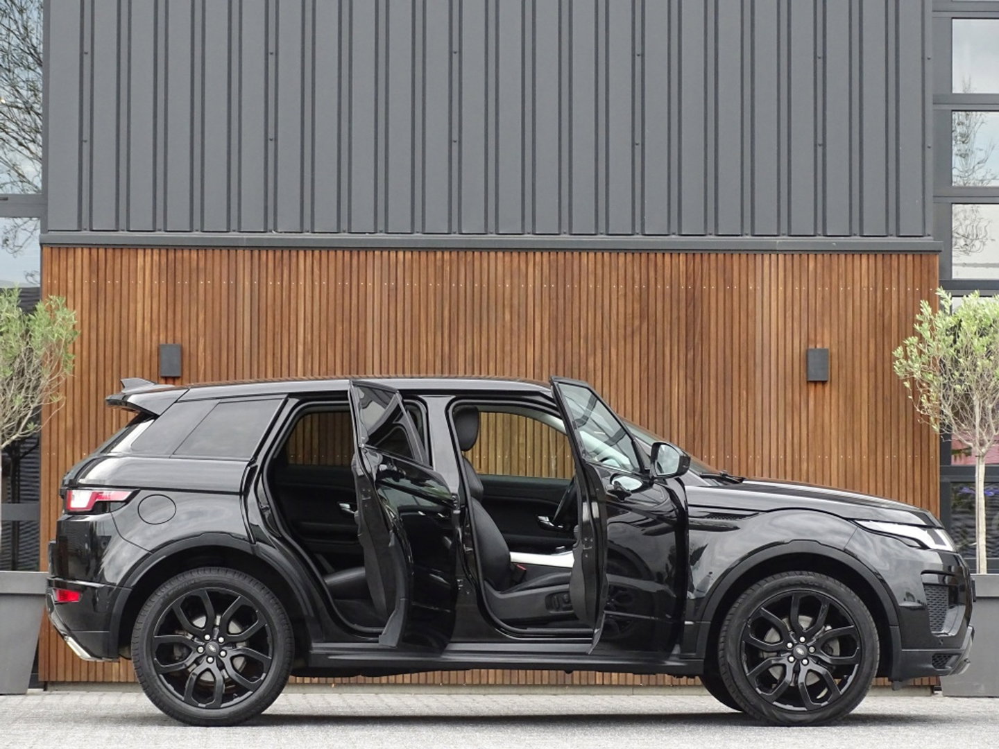 Land Rover Range Rover Evoque 2.0 240PK automaat / SE Dynamic / 2017