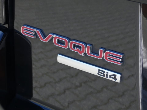 Land Rover Range Rover Evoque 2.0 240PK automaat / SE Dynamic / 2017