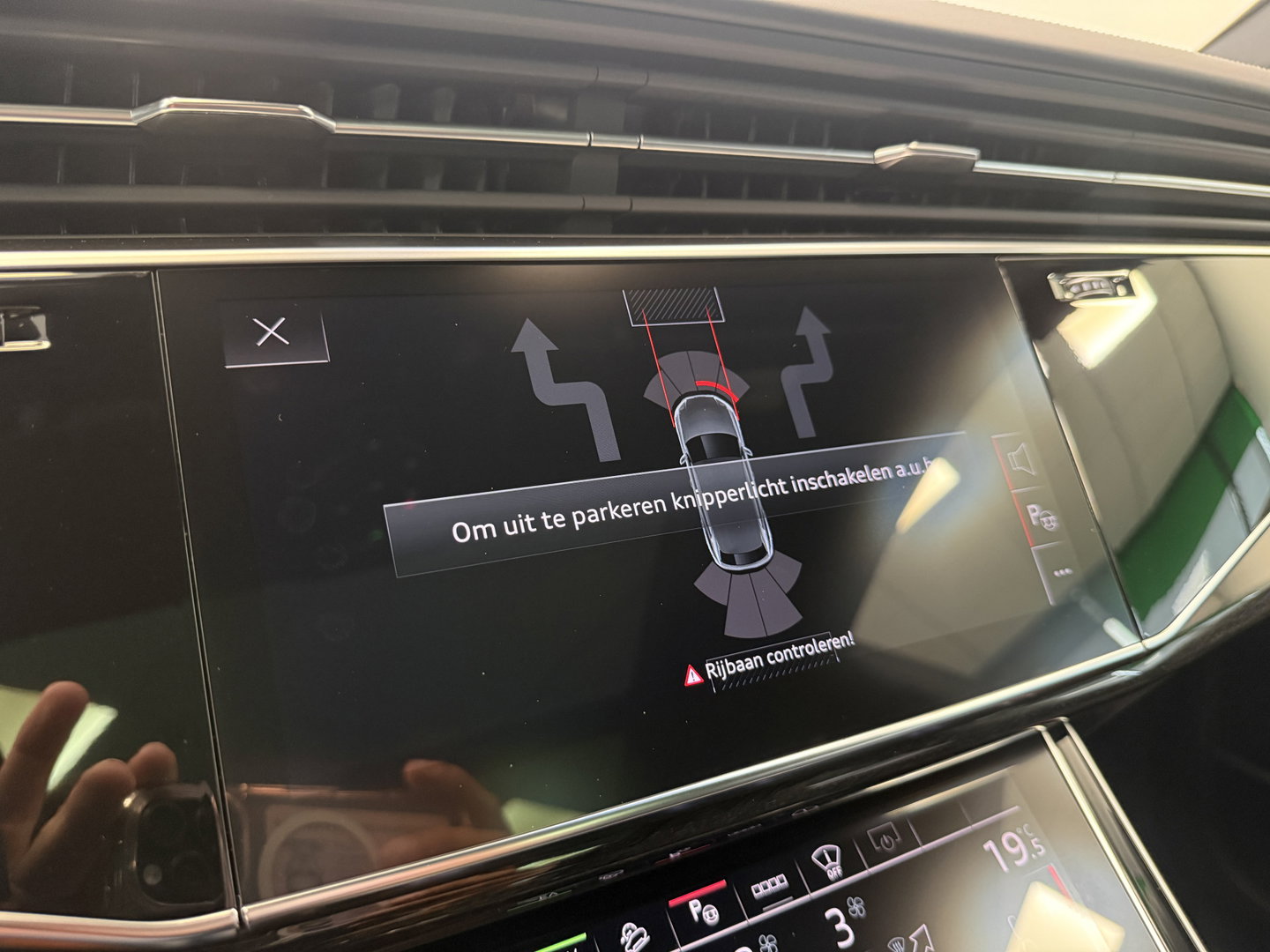 Audi Q8 60 TFSI e quattro Pro Line S Competition ACC Panoramadak 4 Wiel besturing