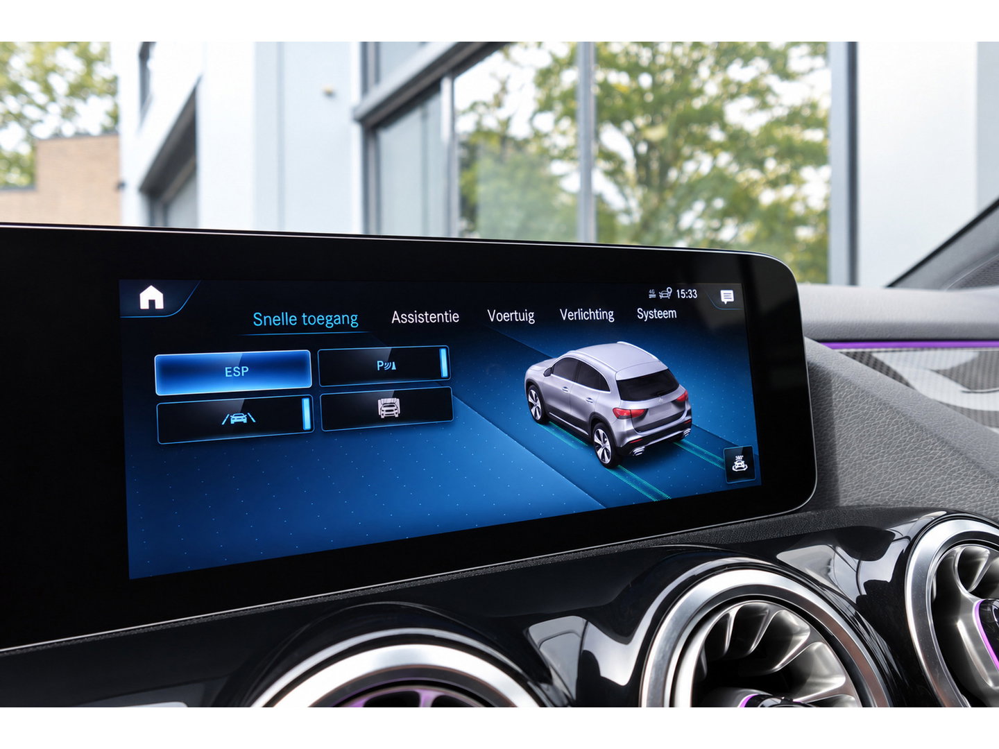 Mercedes-Benz GLA 220 d PANO KEYLESS CAM