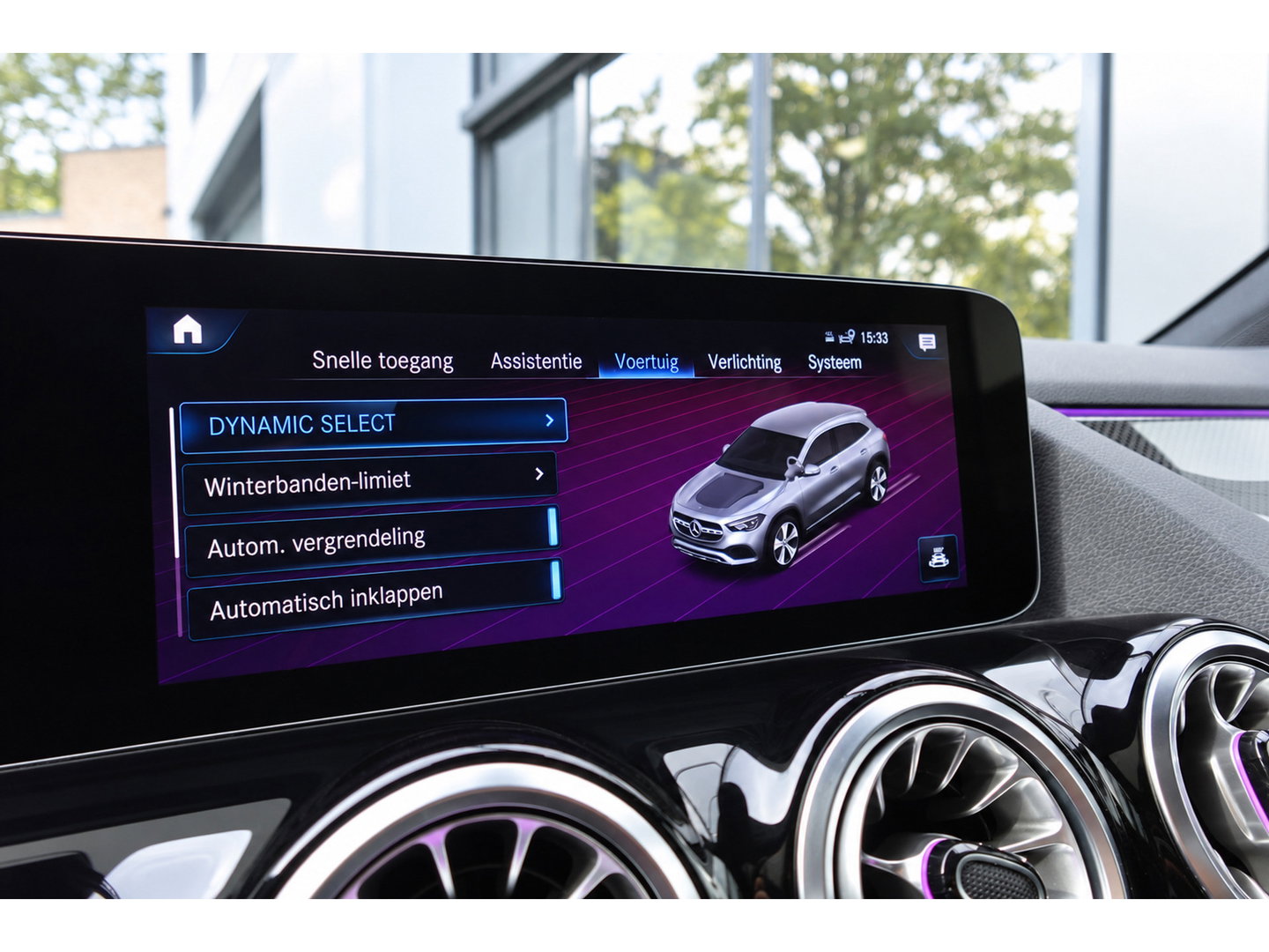 Mercedes-Benz GLA 220 d PANO KEYLESS CAM