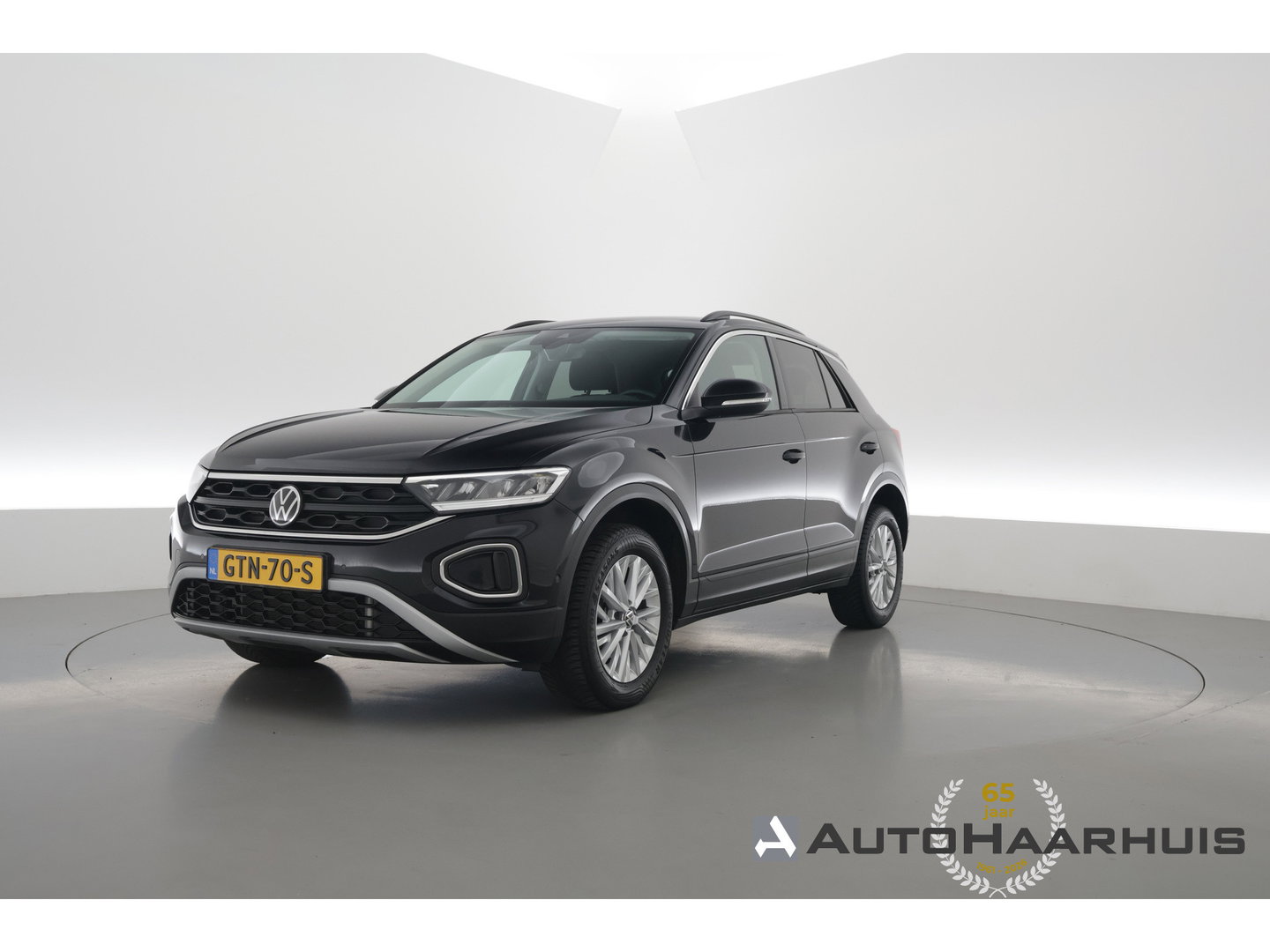 Volkswagen T-Roc 1.5 TSI 150pk DSG | Afn. Trekhaak | Navi | Apple CarPlay | PDC V+A | Stoelverw. | LED | Adapt. Cruise