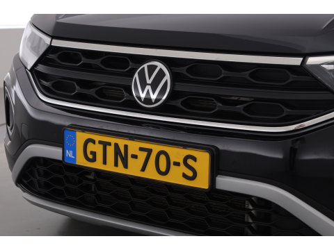 Volkswagen T-Roc 1.5 TSI 150pk DSG | Afn. Trekhaak | Navi | Apple CarPlay | PDC V+A | Stoelverw. | LED | Adapt. Cruise