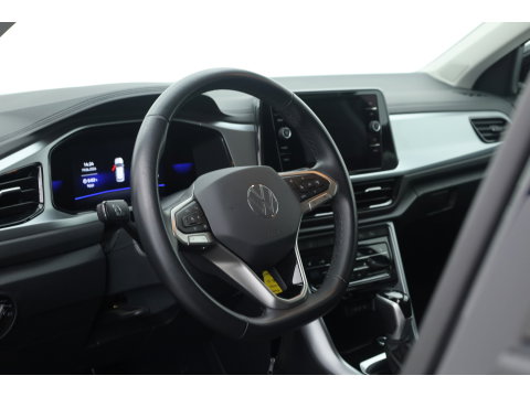 Volkswagen T-Roc 1.5 TSI 150pk DSG | Afn. Trekhaak | Navi | Apple CarPlay | PDC V+A | Stoelverw. | LED | Adapt. Cruise