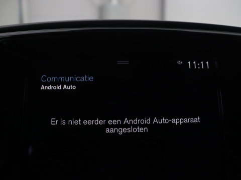 Volvo XC40 1.5 T4 Plug-in hybrid Ultimate Dark | SOH 87,6% | Panoramadak | Trekhaak | Leder | Stuur/stoel verwarming | Harman/kardon | Adaptive cruise | Camera |