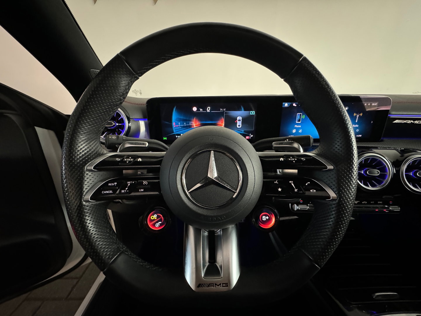 Mercedes-Benz CLA-Klasse AMG 35 4MATIC Pano|Keyless|Dodehoek|Sfeer|Camera