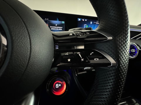 Mercedes-Benz CLA-Klasse AMG 35 4MATIC Pano|Keyless|Dodehoek|Sfeer|Camera
