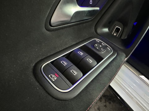 Mercedes-Benz CLA-Klasse AMG 35 4MATIC Pano|Keyless|Dodehoek|Sfeer|Camera