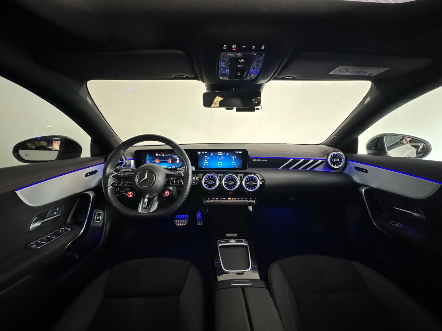 Mercedes-Benz CLA-Klasse AMG 35 4MATIC Pano|Keyless|Dodehoek|Sfeer|Camera