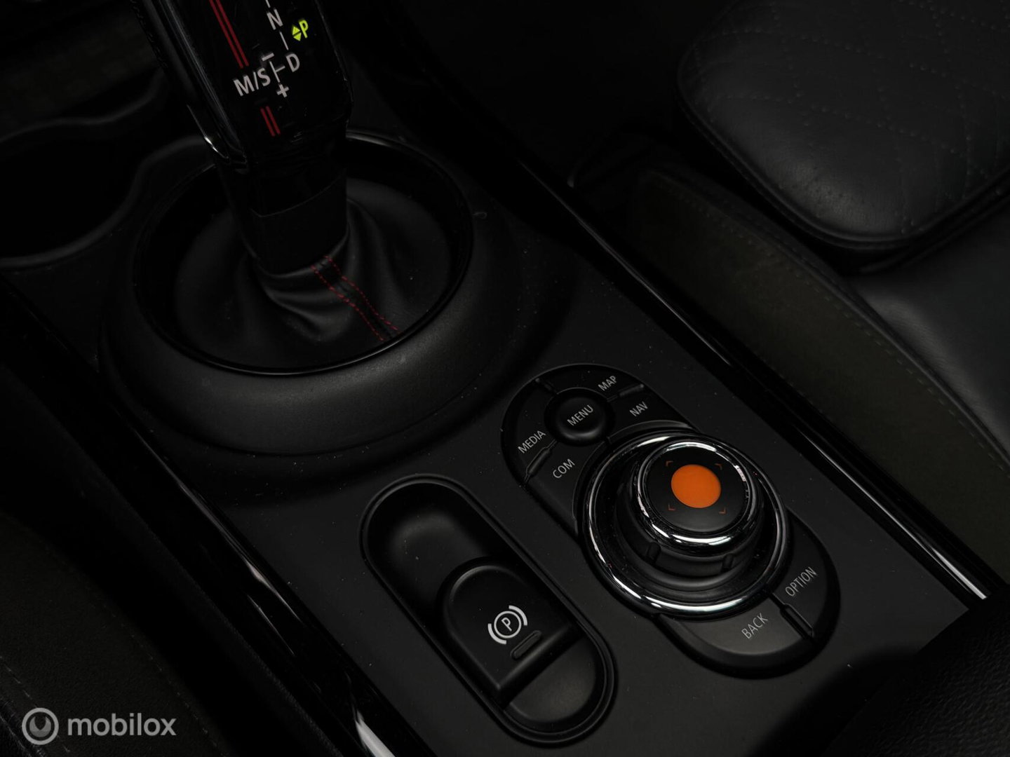 MINI Clubman 2.0 JCW ALL4 Chili| Pano | HUD | Harman Kardon