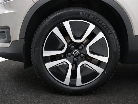 Volvo XC40 1.5 T2 Business Pro | 1e eigenaar | Trekhaak | Carplay | Navigatie | Adaptive cruise | Side Assist | Full LED | Climate control | Keyless | Parkeerhulp | Bluetooth | 19'' lichtmetalen velgen