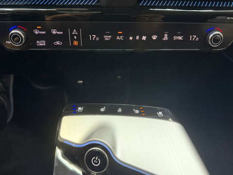 Kia Ev6 Plus Advanced AWD 77.4 kWh, Leder, 20"LM, Pano, adap cruise, stoelverw / koeling