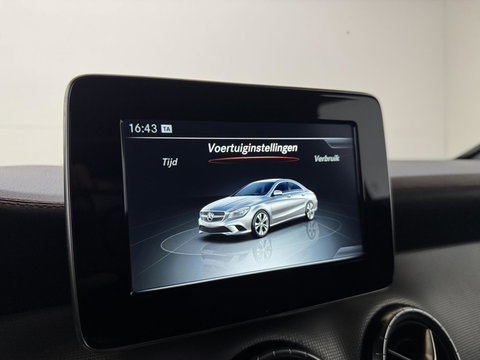 Mercedes-Benz CLA 200 AMG Pano Leer NAVI ACC Camera