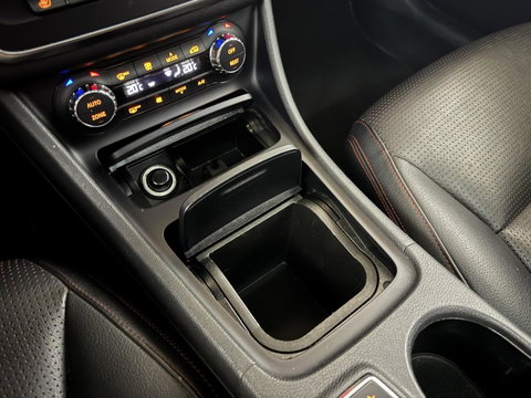 Mercedes-Benz CLA 200 AMG Pano Leer NAVI ACC Camera