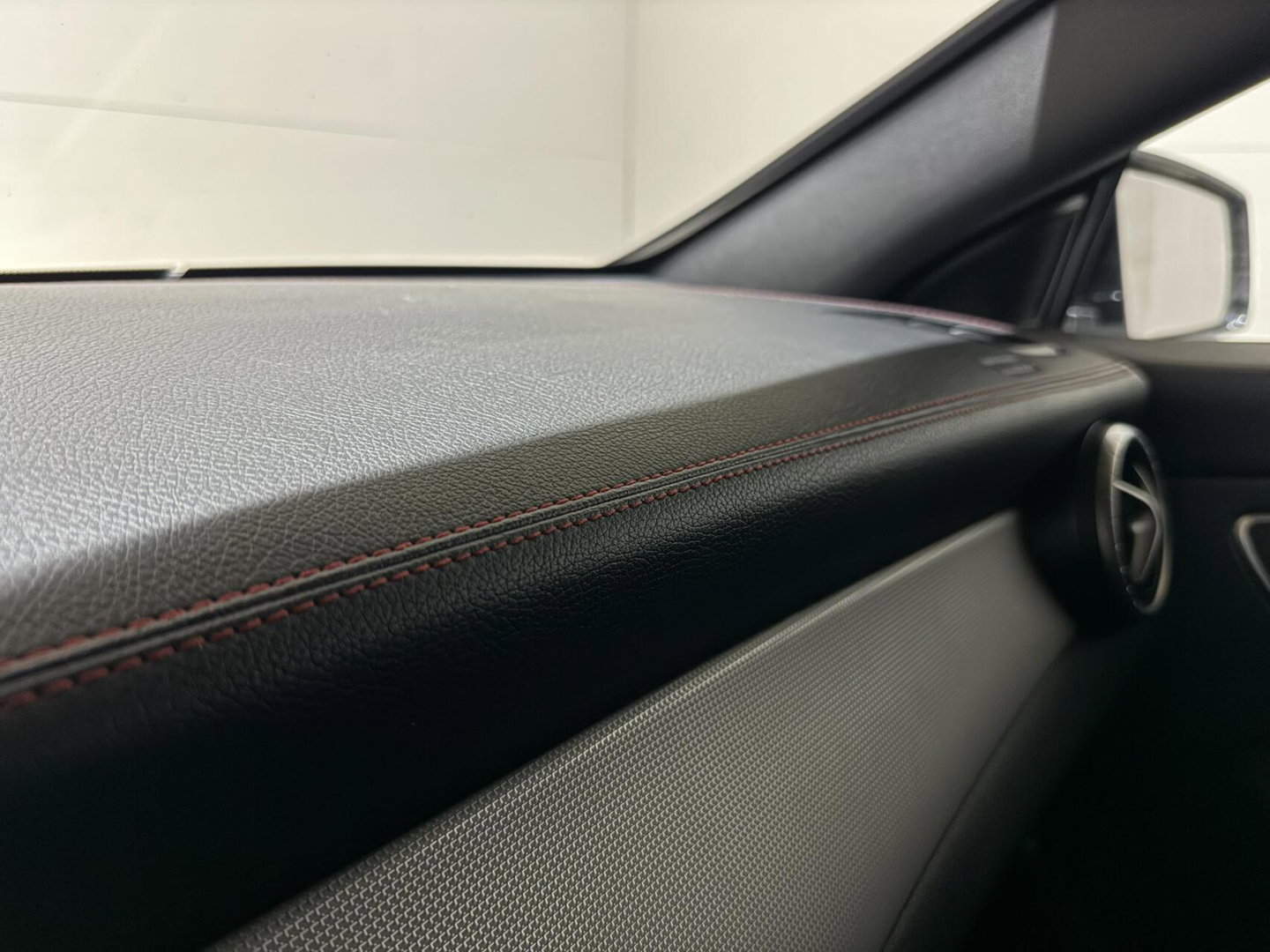 Mercedes-Benz CLA 200 AMG Pano Leer NAVI ACC Camera