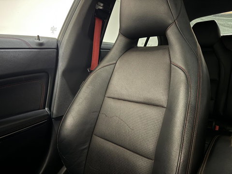 Mercedes-Benz CLA 200 AMG Pano Leer NAVI ACC Camera