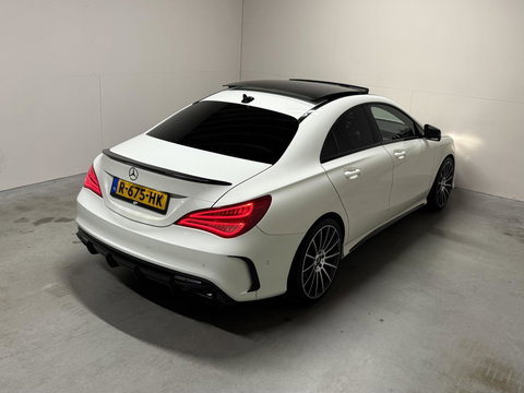 Mercedes-Benz CLA 200 AMG Pano Leer NAVI ACC Camera