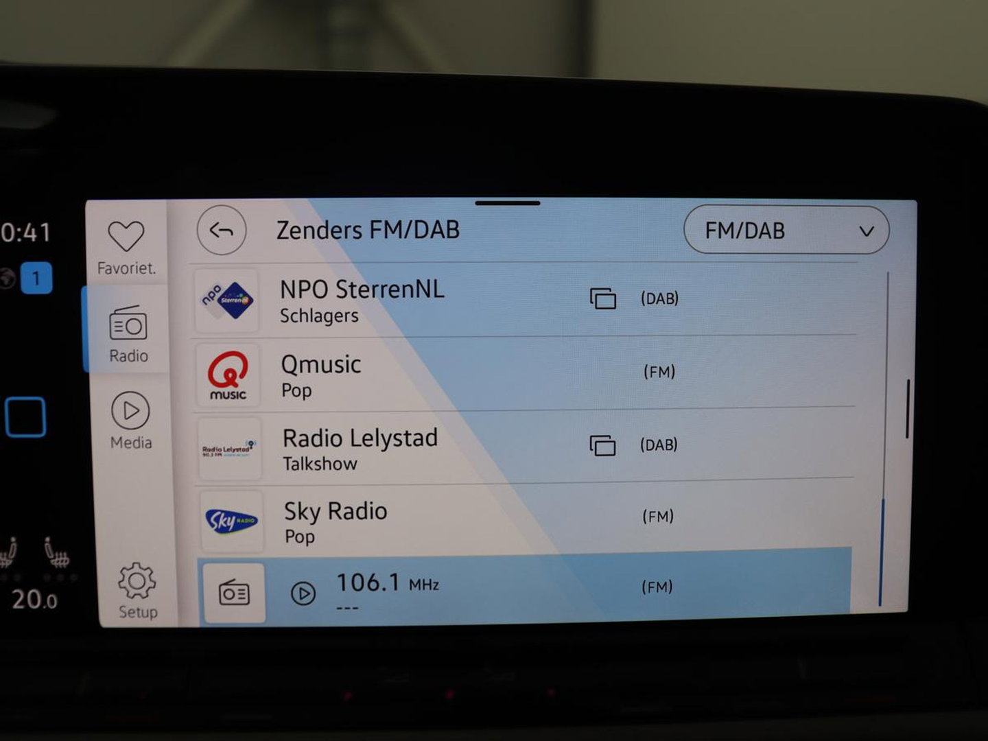 Volkswagen Golf Variant 1.5 eTSI Life Business | Trekhaak | Camera | Stoelverwarming | Apple Carplay |