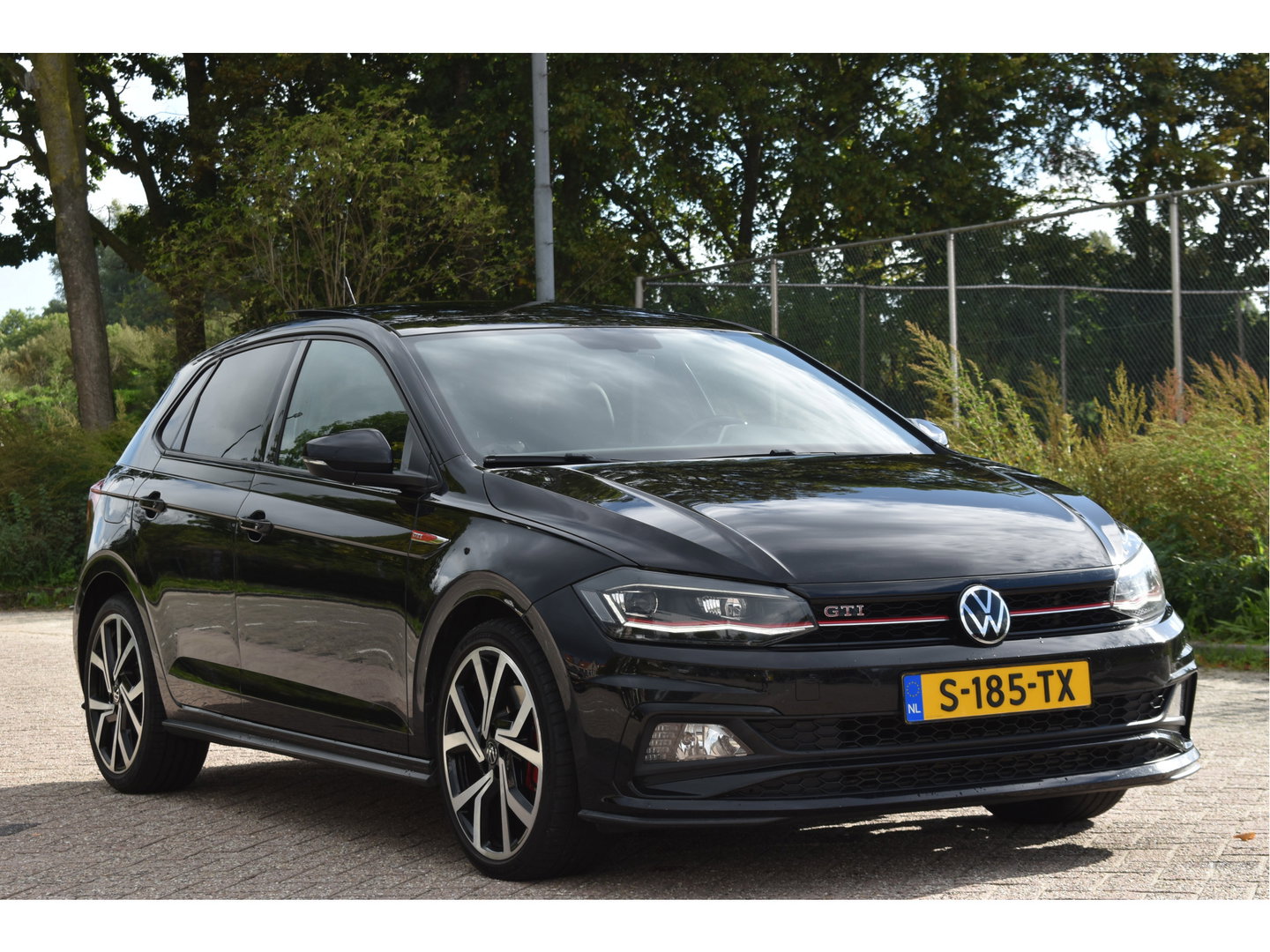 Volkswagen Polo 2.0 TSI GTI Executive 200 pk | Keyless | Pano | Camera | Carplay | DAB | Virtual cockpit | Full LED | LM 18" | Netjes
