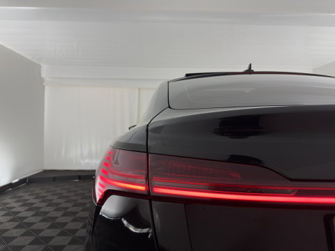 Audi e-tron Sportback 55 Quattro Business Edition Plus 95 kWh [3-Fase-11kW] {SoH-94%} Aut. *HEATPUMP | PANO | LEATHER | ADAPTIVE-CRUISE | MEMORY-PACK | FULL-LED | DIGI-COCKPIT | KEYLESS | CAMERA | PRIVACY-GLASS | HEATED-COMFORTSEATS | DAB+ | 21''ALU*