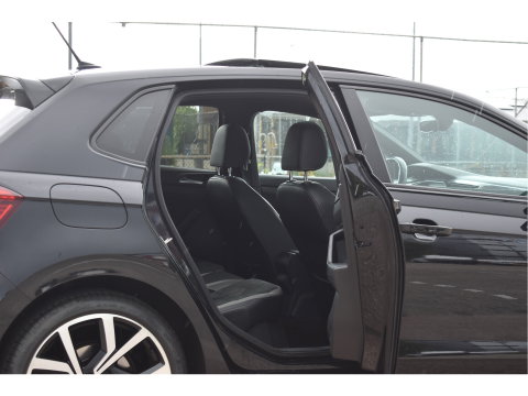 Volkswagen Polo 2.0 TSI GTI Executive 200 pk | Keyless | Pano | Camera | Carplay | DAB | Virtual cockpit | Full LED | LM 18" | Netjes