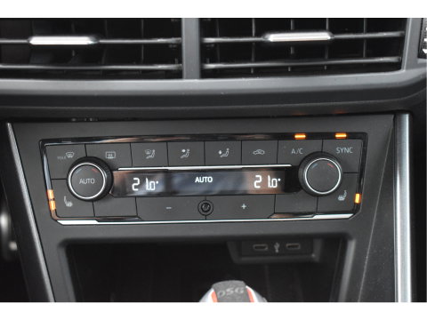 Volkswagen Polo 2.0 TSI GTI Executive 200 pk | Keyless | Pano | Camera | Carplay | DAB | Virtual cockpit | Full LED | LM 18" | Netjes