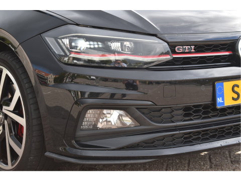 Volkswagen Polo 2.0 TSI GTI Executive 200 pk | Keyless | Pano | Camera | Carplay | DAB | Virtual cockpit | Full LED | LM 18" | Netjes