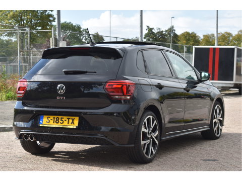 Volkswagen Polo 2.0 TSI GTI Executive 200 pk | Keyless | Pano | Camera | Carplay | DAB | Virtual cockpit | Full LED | LM 18" | Netjes