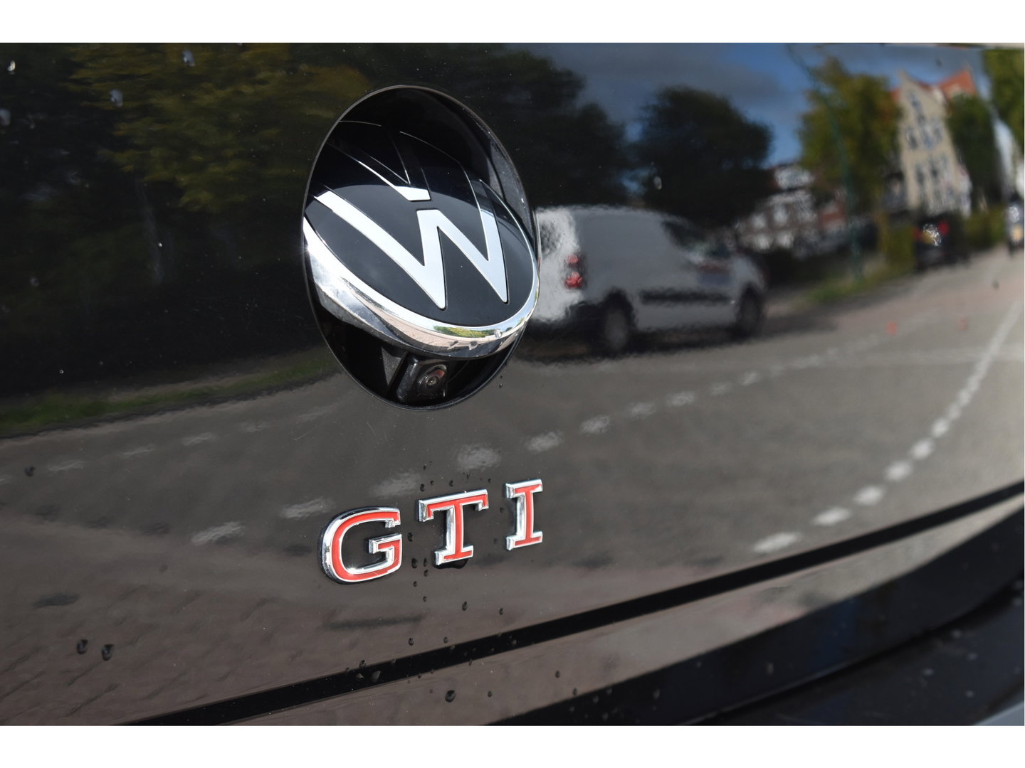 Volkswagen Polo 2.0 TSI GTI Executive 200 pk | Keyless | Pano | Camera | Carplay | DAB | Virtual cockpit | Full LED | LM 18" | Netjes