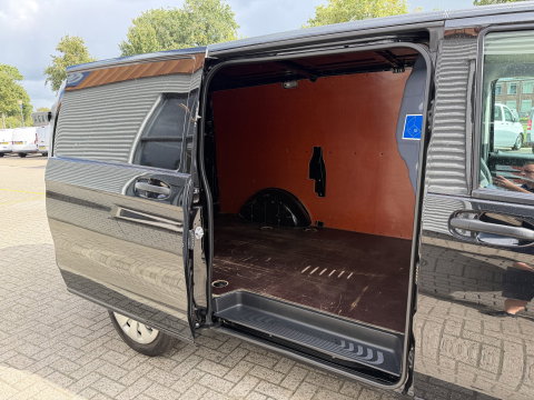Mercedes-Benz Vito 110 CDI Lang L2H1 / euro 6 / bpm vrij / vaste prijs rijklaar € 16.950 ex btw / lease vanaf € 285 / airco / cruise control / navigatie / achterdeuren / comfort stoelen