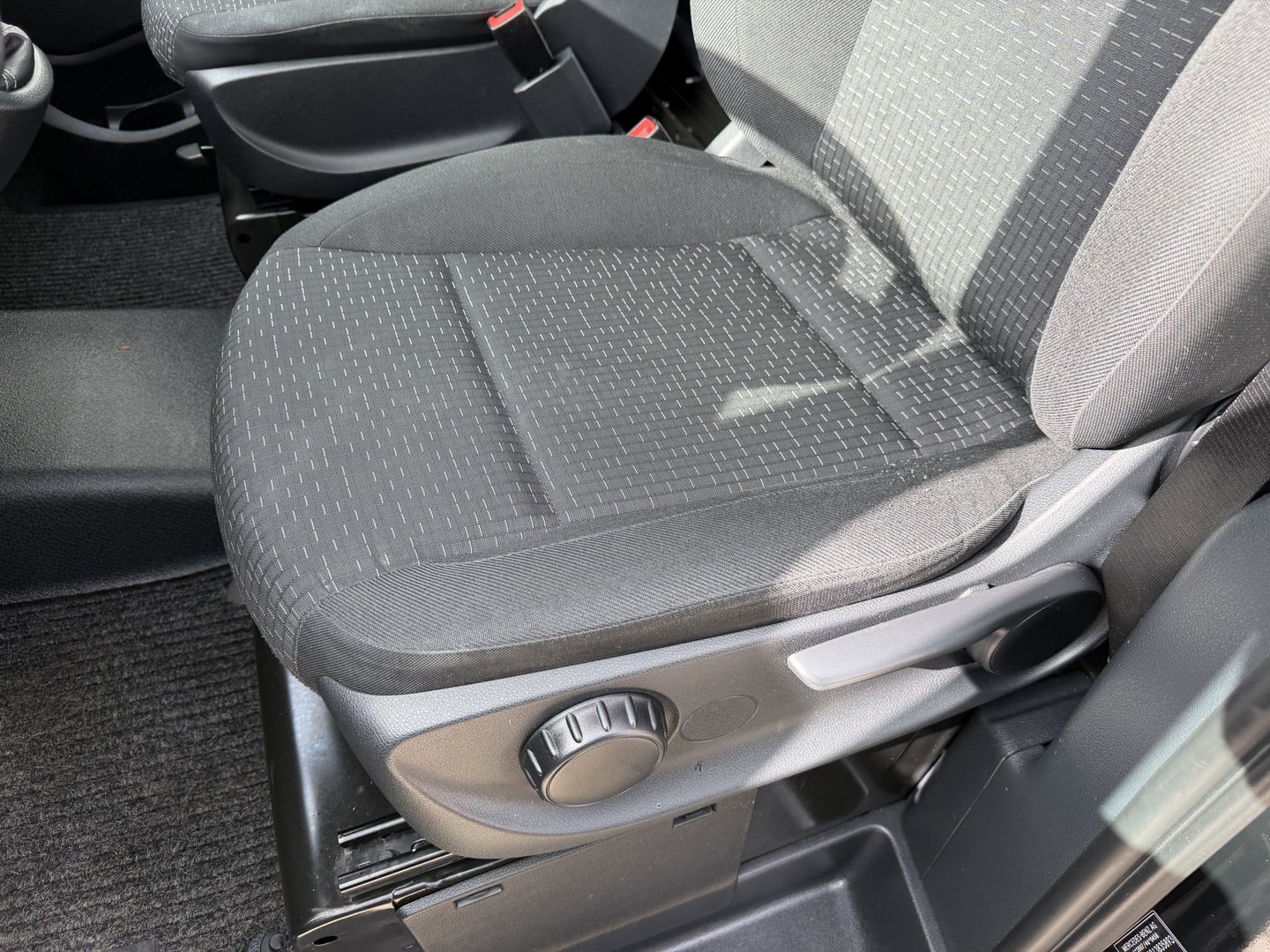 Mercedes-Benz Vito 110 CDI Lang L2H1 / euro 6 / bpm vrij / vaste prijs rijklaar € 16.950 ex btw / lease vanaf € 285 / airco / cruise control / navigatie / achterdeuren / comfort stoelen