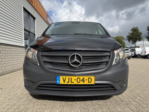 Mercedes-Benz Vito 110 CDI Lang L2H1 / euro 6 / bpm vrij / vaste prijs rijklaar € 16.950 ex btw / lease vanaf € 285 / airco / cruise control / navigatie / achterdeuren / comfort stoelen