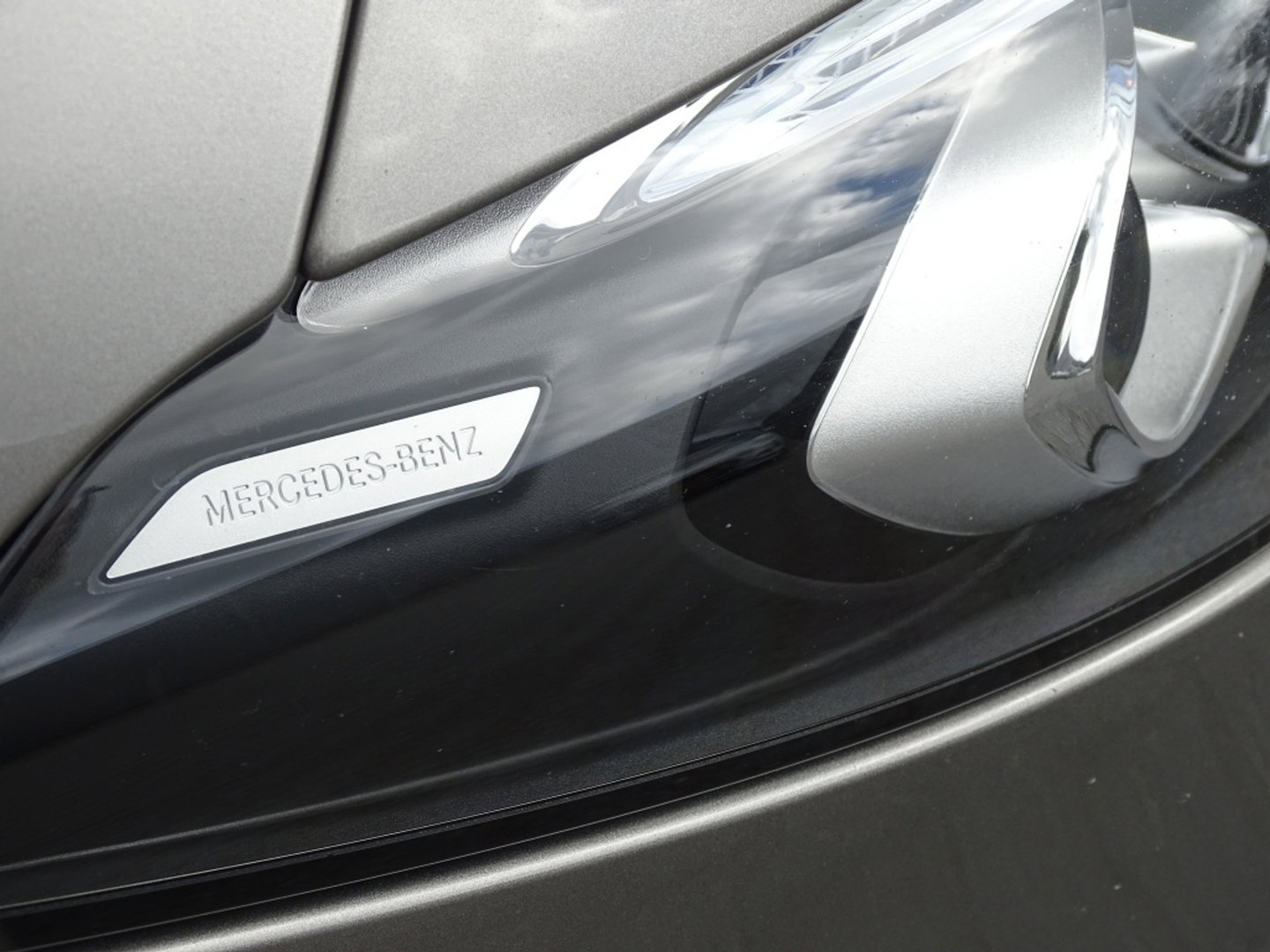 Mercedes-Benz A-Klasse 250e 215PK automaat / AMG Line / 2020 / LED