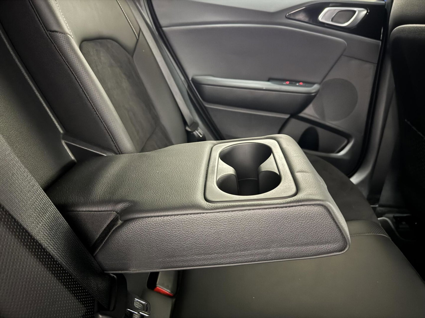 Kia ProCeed 1.4 T-GDI GT-PlusLine Pano Acc Clima Carplay NAP
