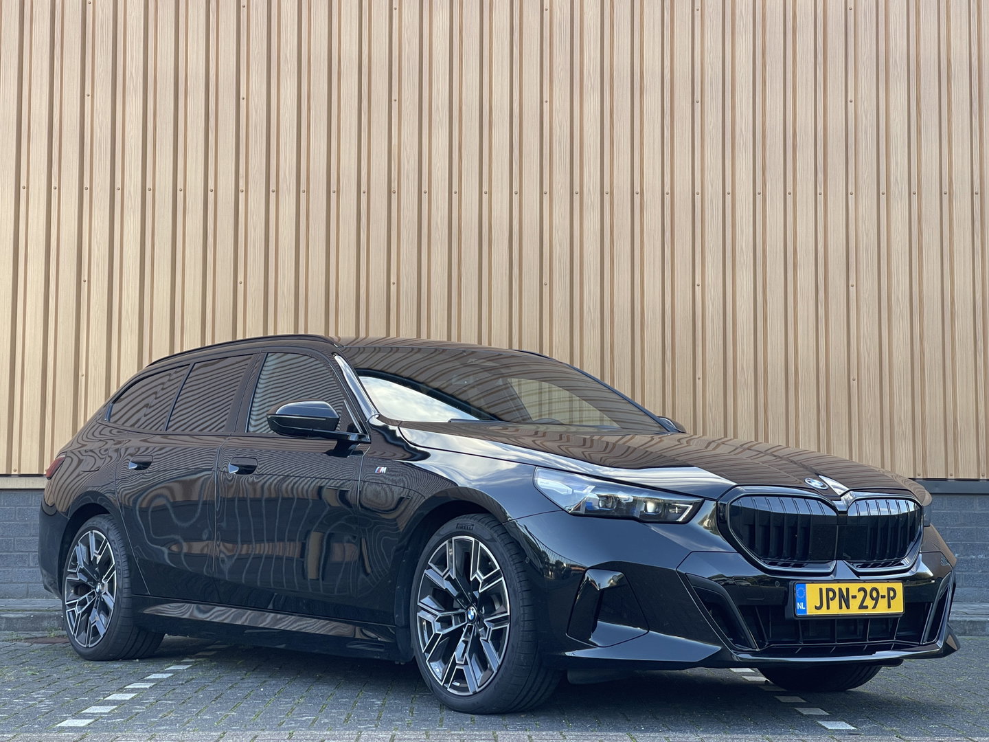 BMW 5 Serie Touring 530e M Sport Edition | Origineel Nederlands | Elektrische Trekhaak | Keyless Go & Entry | Harman & Kardon | Apple Carplay |