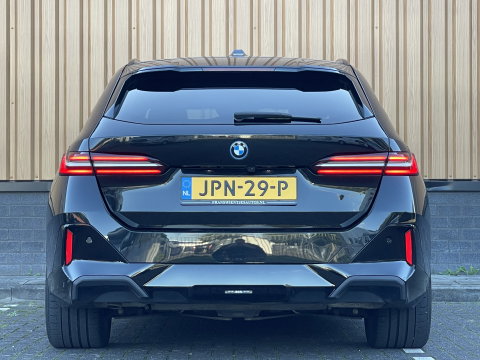 BMW 5 Serie Touring 530e M Sport Edition | Origineel Nederlands | Elektrische Trekhaak | Keyless Go & Entry | Harman & Kardon | Apple Carplay |