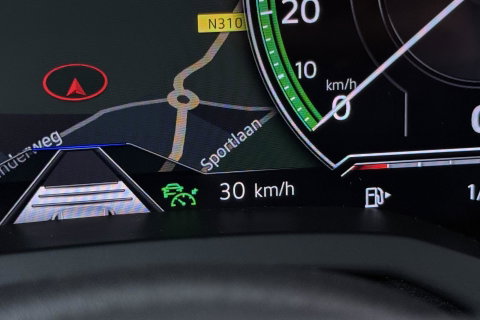 Volkswagen Touareg 3.0 TSi eHybrid 4MOTION R | Luchtvering | Panoramadak | Dynaudio | 360° Camera | Head-Up | Trekhaak | Massage | ACC
