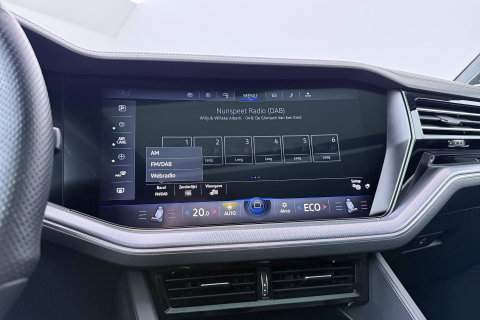 Volkswagen Touareg 3.0 TSi eHybrid 4MOTION R | Luchtvering | Panoramadak | Dynaudio | 360° Camera | Head-Up | Trekhaak | Massage | ACC